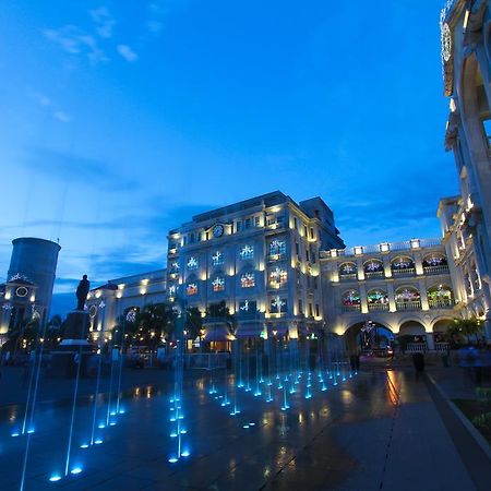 The Plaza Hotel Balanga City Exterior foto